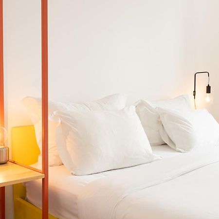 Saturdays Hostel Lisbon Bagian luar foto
