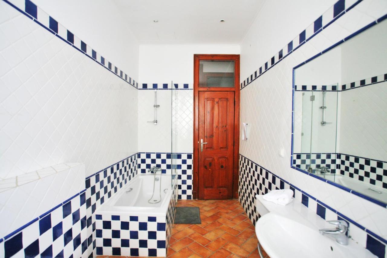 Saturdays Hostel Lisbon Bagian luar foto